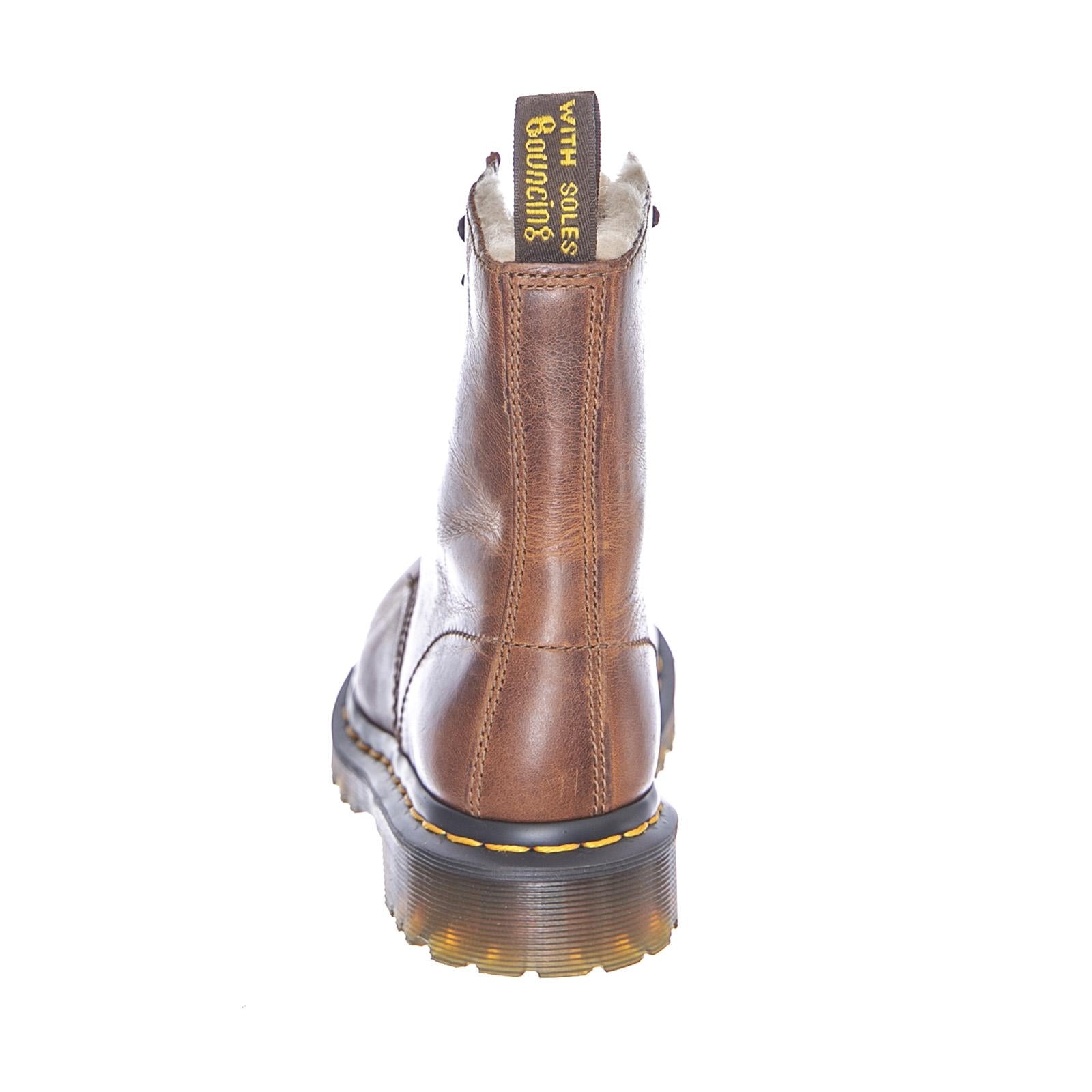  DMSSERBSOR23912243  DR.MARTENS 