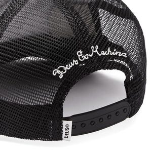  DEACC0034-8236  DEUS EX MACHINA 