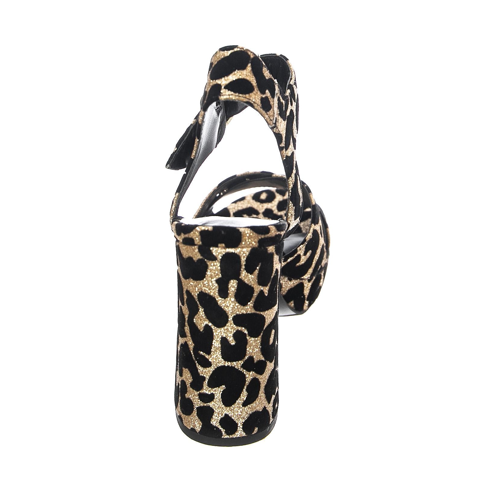  CHER01J1-CHERRE BLK/GOLD  MADDEN GIRL 