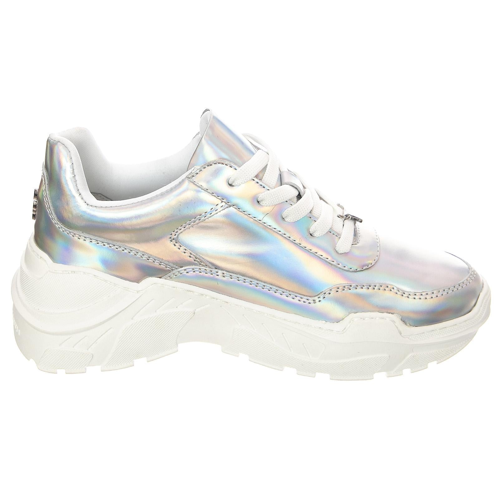  215827_9  WINDSOR SMITH 