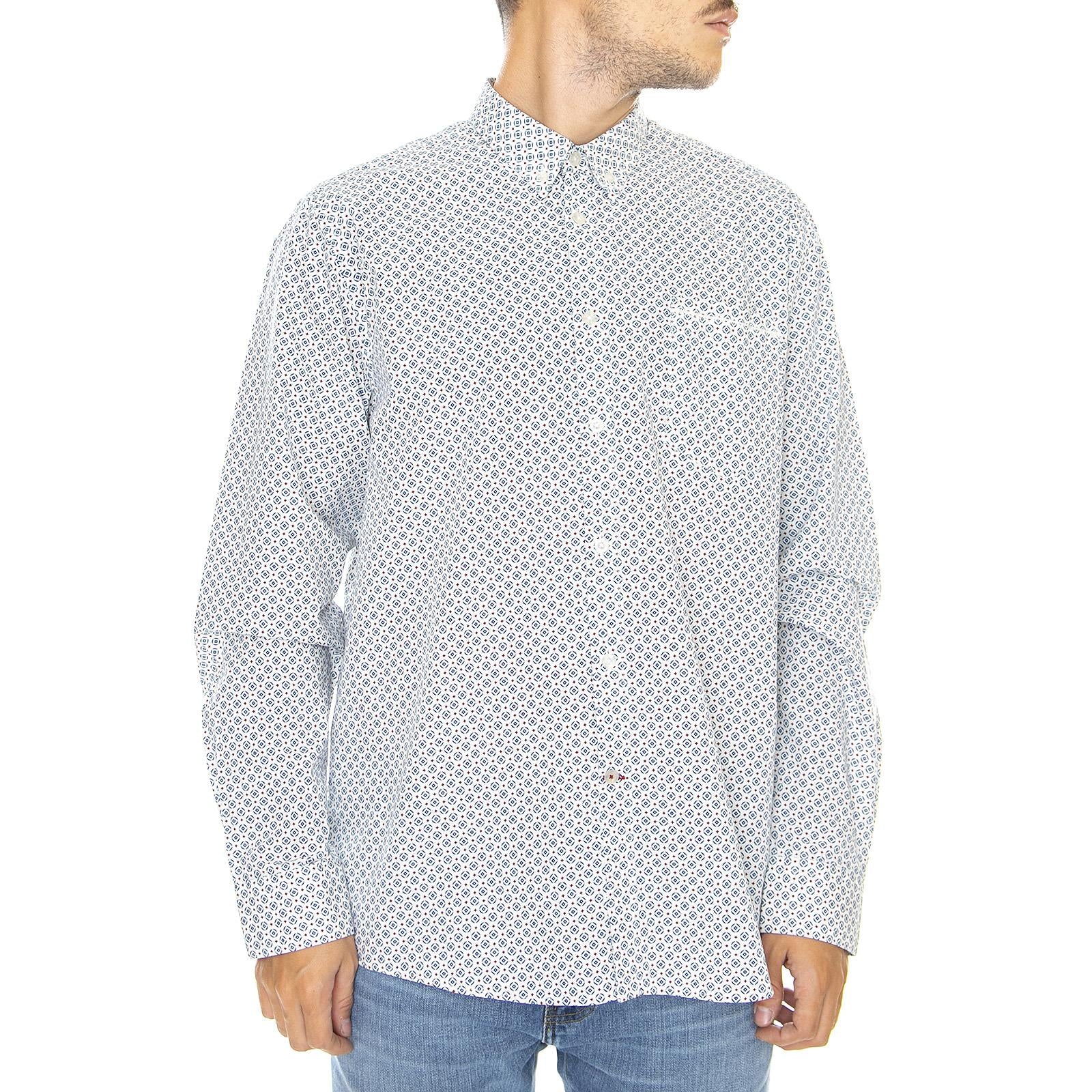  1516206-Vintage white 131  MERC 