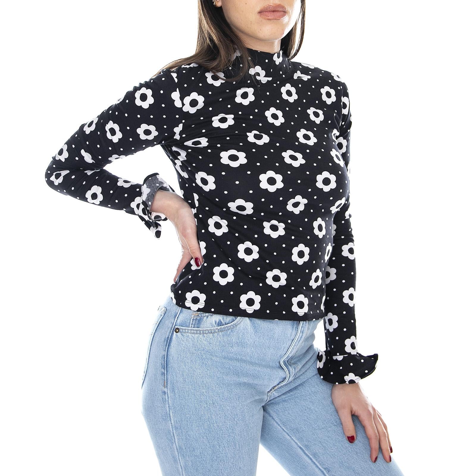  MRCALVIN TOP-BW DAIS  MOTEL ROCKS 