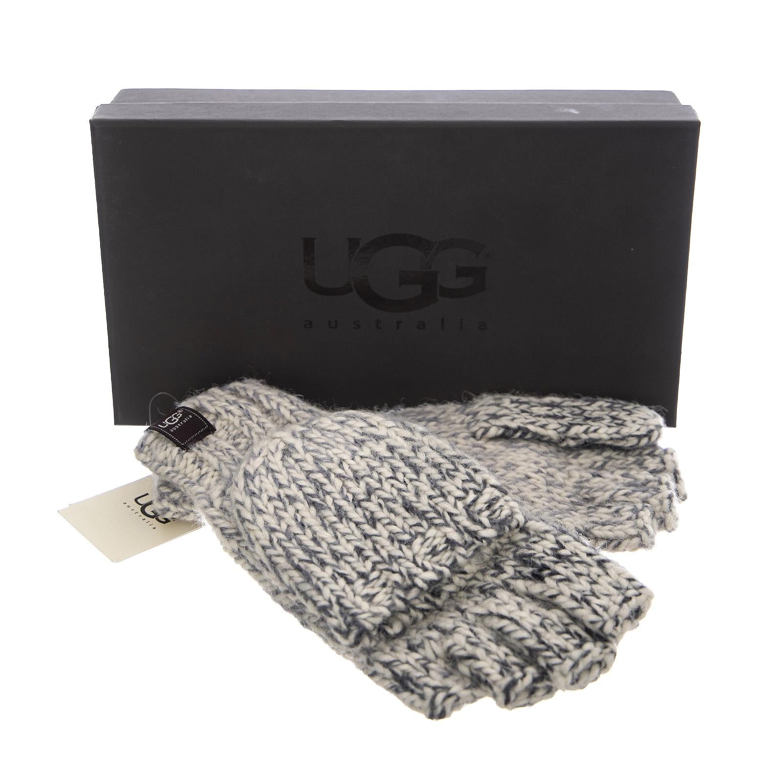  UGAU1932GRMFMBKM  UGG 