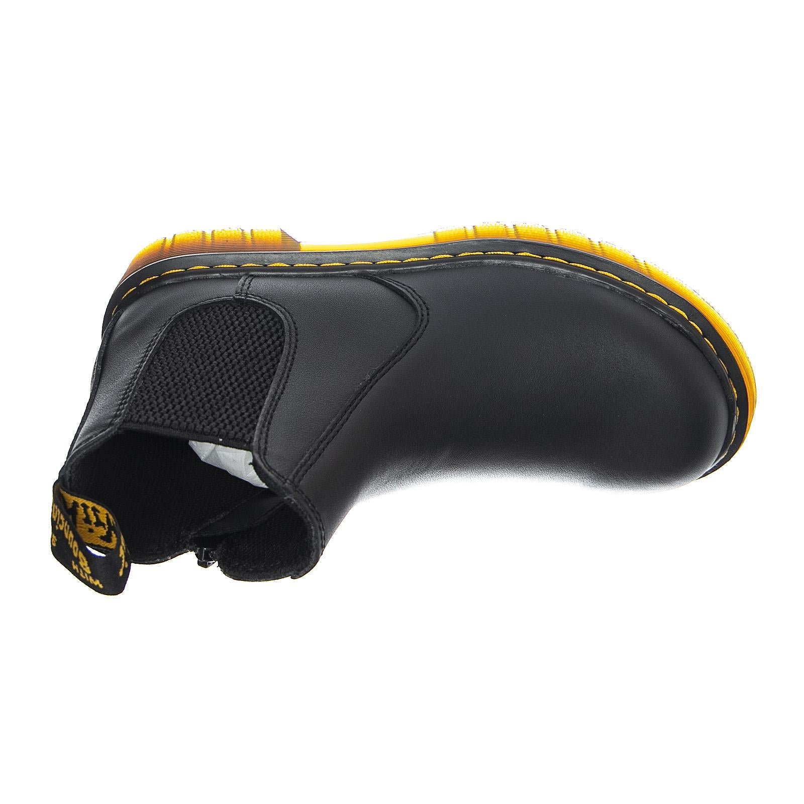  DRM1670801  DR.MARTENS 